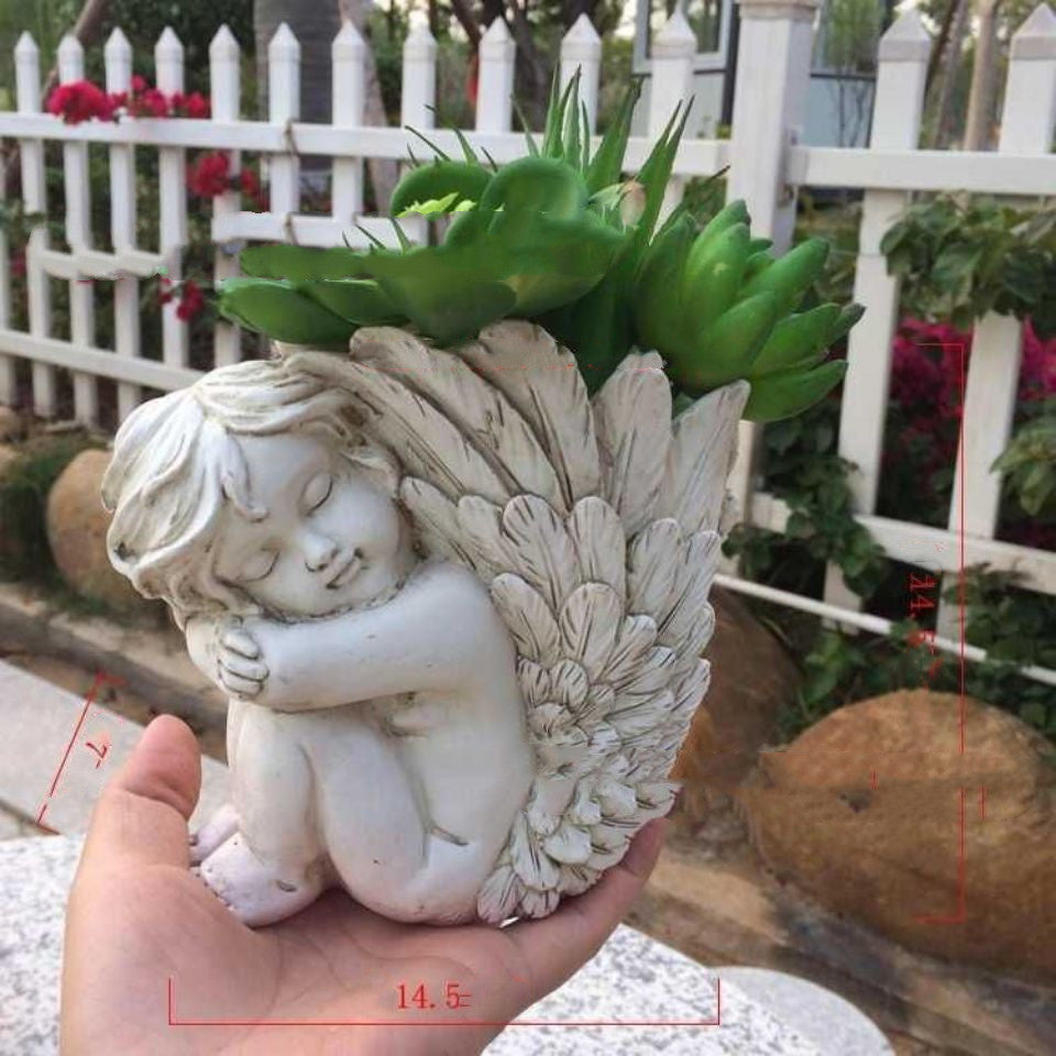 European Retro Angel Girl Cupid Sculpture